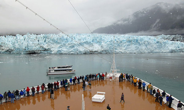 Holland Ship Glacier Bay